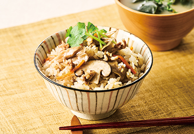きのことひき肉の炊き込みご飯